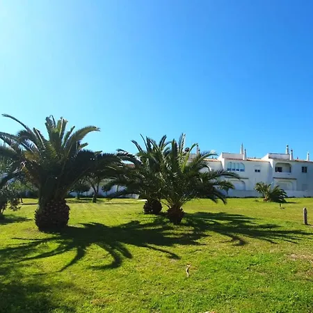 Casa Praia, Vista Mar, Piscina E Terraco Holiday home Porches (Algarve)